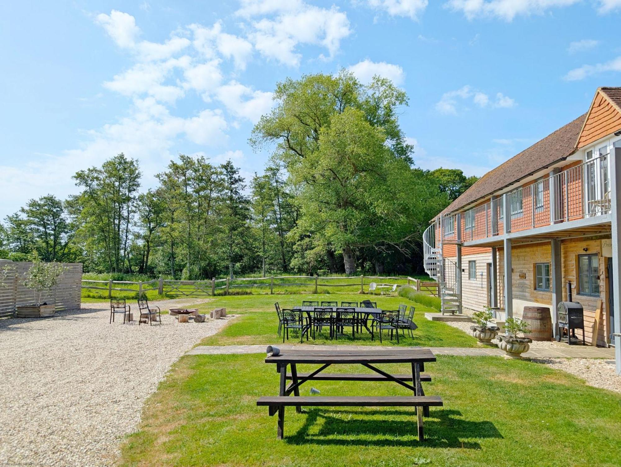 Priory Coach House - Church Norton 塞尔西 外观 照片